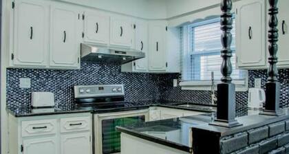 Newly renovated 3 Bedroom Home in East Windsor