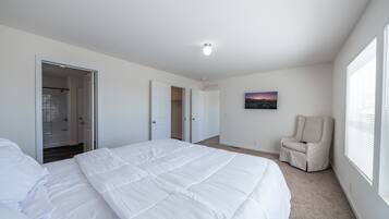 3 bedrooms, WiFi, bed sheets
