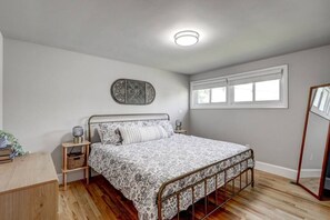 2 chambres, fer et planche à repasser, Wi-Fi, literie fournie