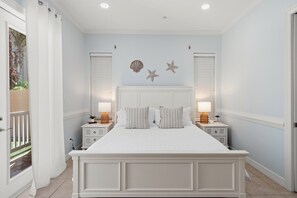 2 bedrooms, iron/ironing board, travel cot, WiFi