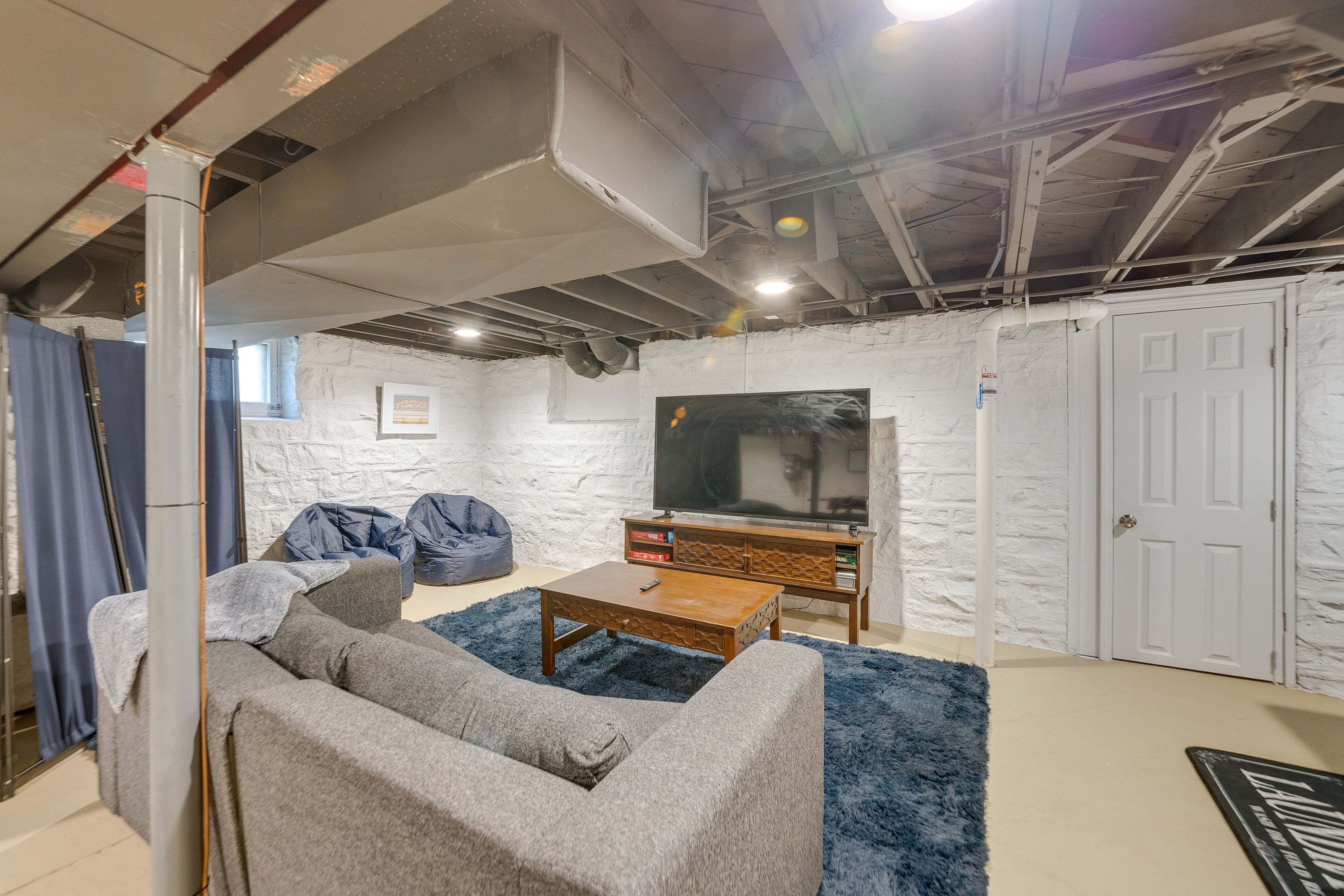 Pet-Friendly St Louis Home w/ Grill & Backyard