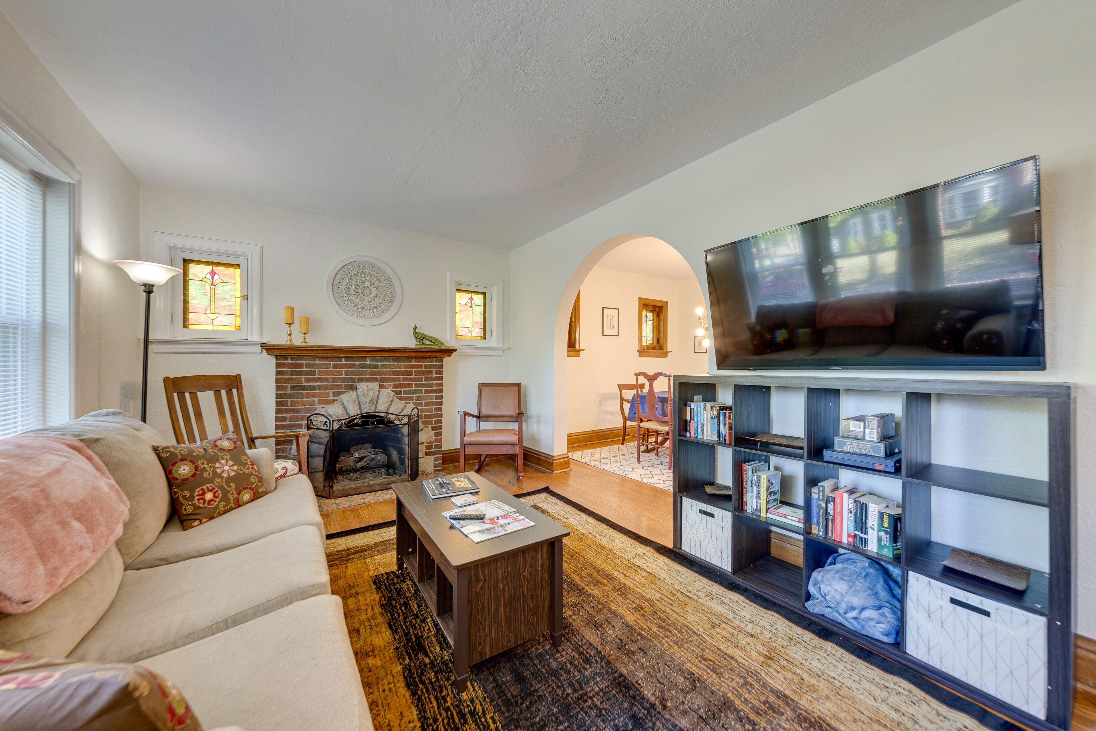 Pet-Friendly St Louis Home w/ Grill & Backyard