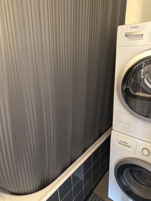 Salle de bain commune