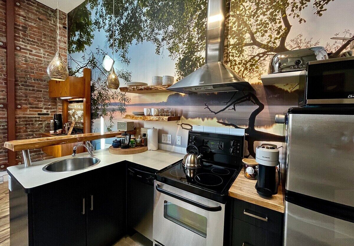 Live the Lofty Life in Old Town Victoria