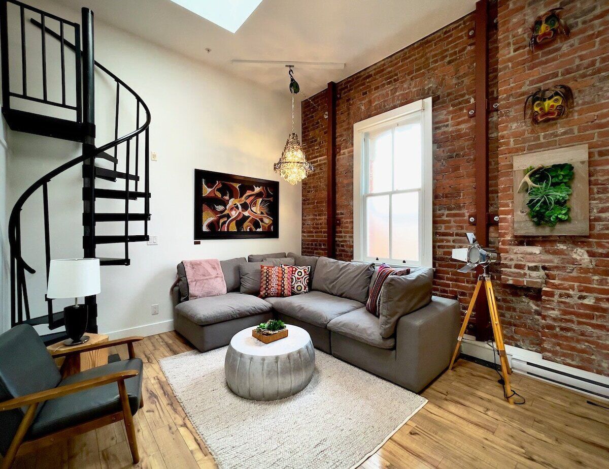 Live the Lofty Life in Old Town Victoria