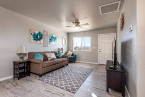 تلفزيون ذكي