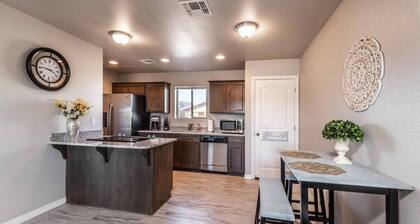 New Pet Friendly Duplex!