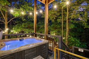 Outdoor spa tub - Forward My Calls · Elevate Your Stay: 4 Decks, Hot Tub, & Idyllic Outdoor Haven (Broken Bow)