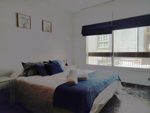 2 makuuhuonetta, Wi-Fi, vuodevaatteet