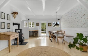 Interior - Awesome home in Græsted with WiFi (Græsted)