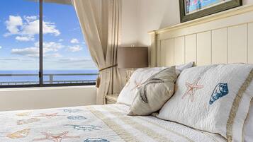 2 slaapkamers, een bureau, een strijkplank/strijkijzer, gratis wifi