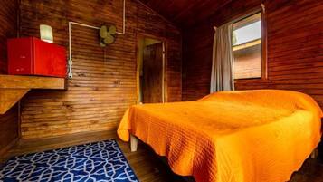 1 sovrum och sängkläder