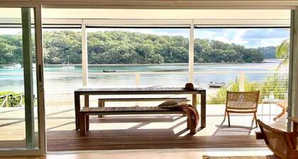 The Sandbar House, Royal National Park NSW, waterfront beach house