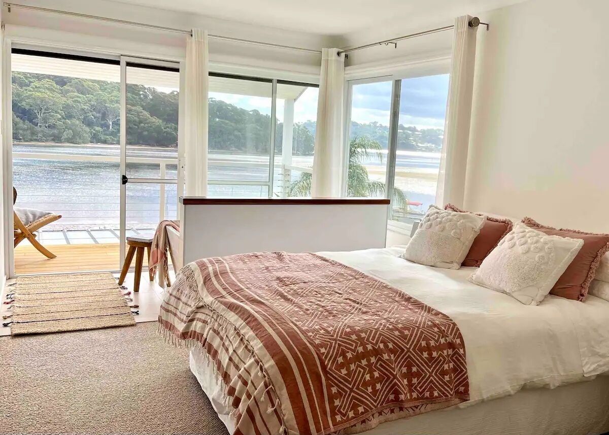 The Sandbar House,  Royal National Park NSW, waterfront beach house