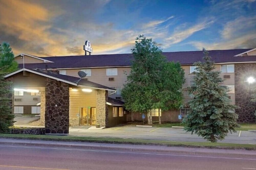luxury hotels in Wyoming