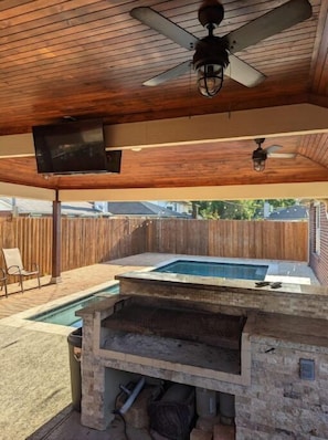 Terrace/patio - Modern Family Home Pool/hottub (Katy)