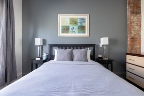 1 bedroom - Black Tree Loft Unit 2 (Cleveland)