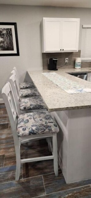 Private kitchen - Two Bedroom, One Bath Condo, sleeps 8 (Englewood)