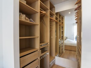 1 Schlafzimmer, Bügeleisen/Bügelbrett, Bettwäsche