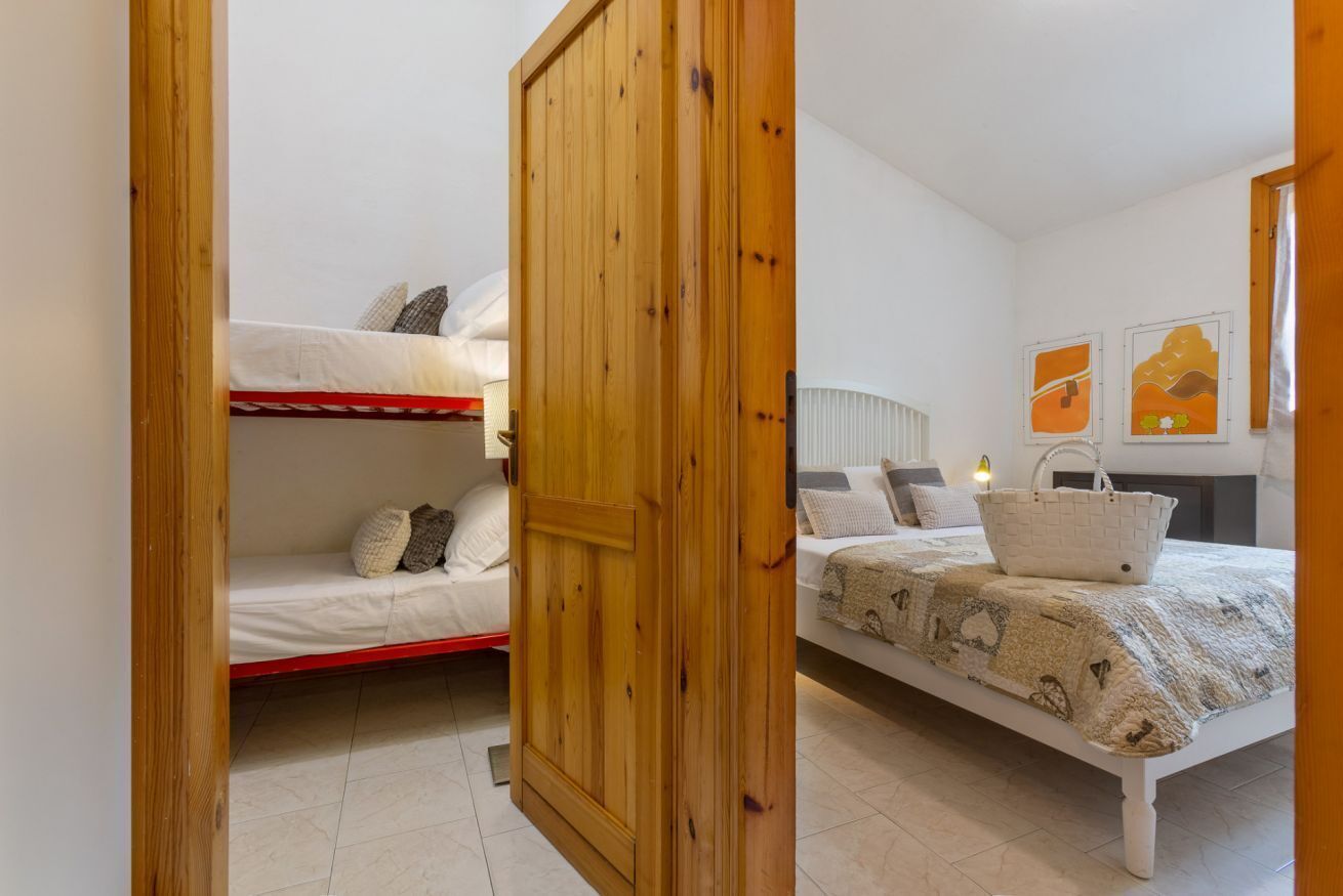 2 habitaciones, tabla de planchar con plancha y wifi 