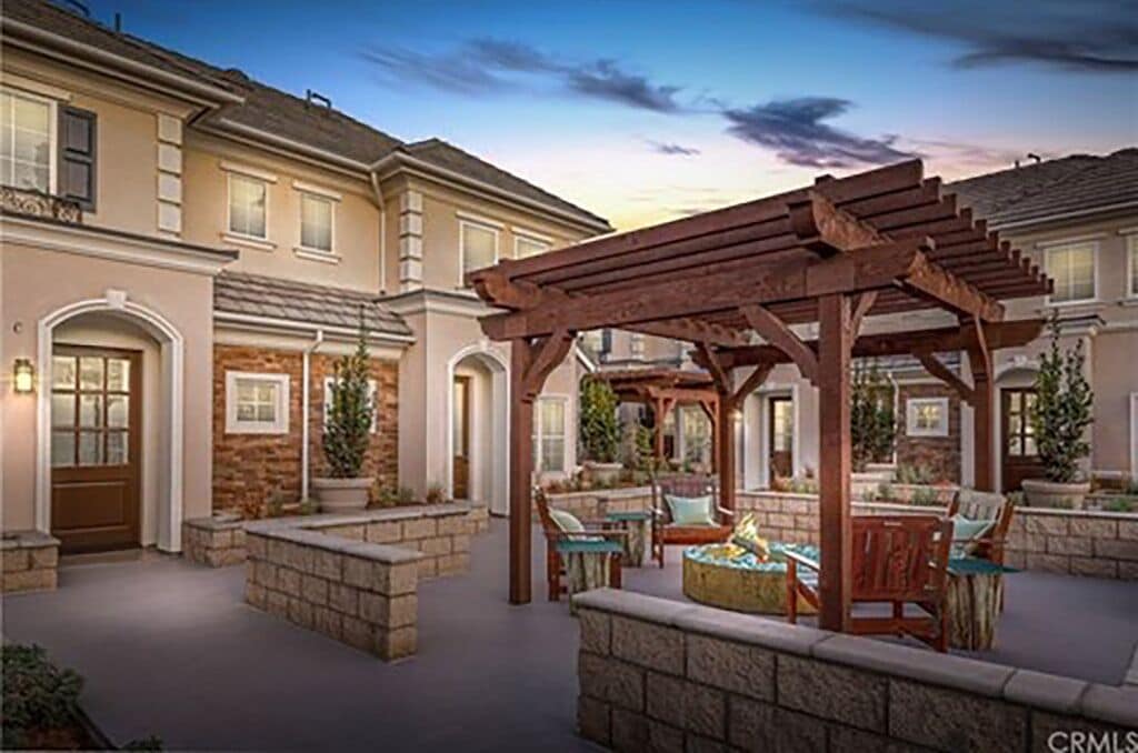 5 starts: New 3b2b in Alhambra, walk to Costco and mall