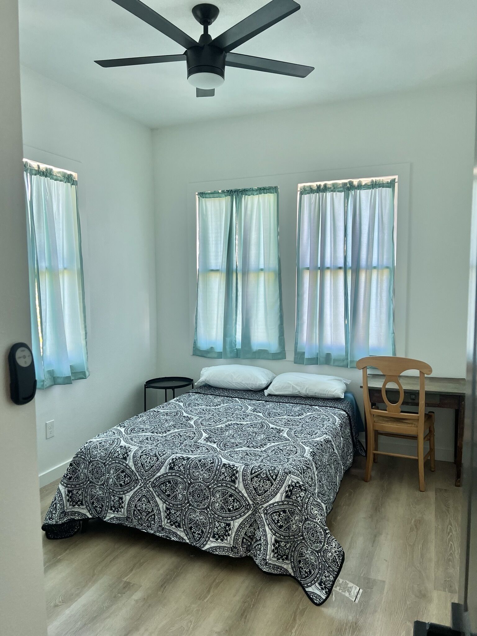 Beautiful space near the Pearl!