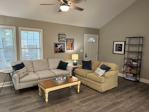 Televisor intel·ligent i llibres