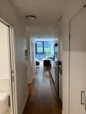 Interior - Luxe 2bed/2Bath/Park in Newstead (Newstead)