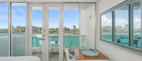 1 bedroom, desk, iron/ironing board, WiFi