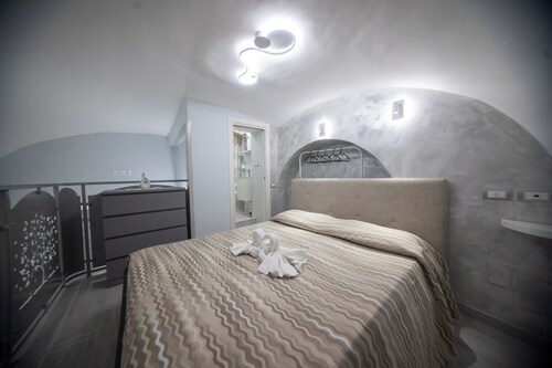Vacation home "Il Duomo a due passi" in the heart of the historic center of Naples.