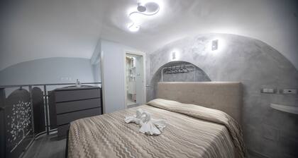 Vacation home "Il Duomo a due passi" in the heart of the historic center of Naples.