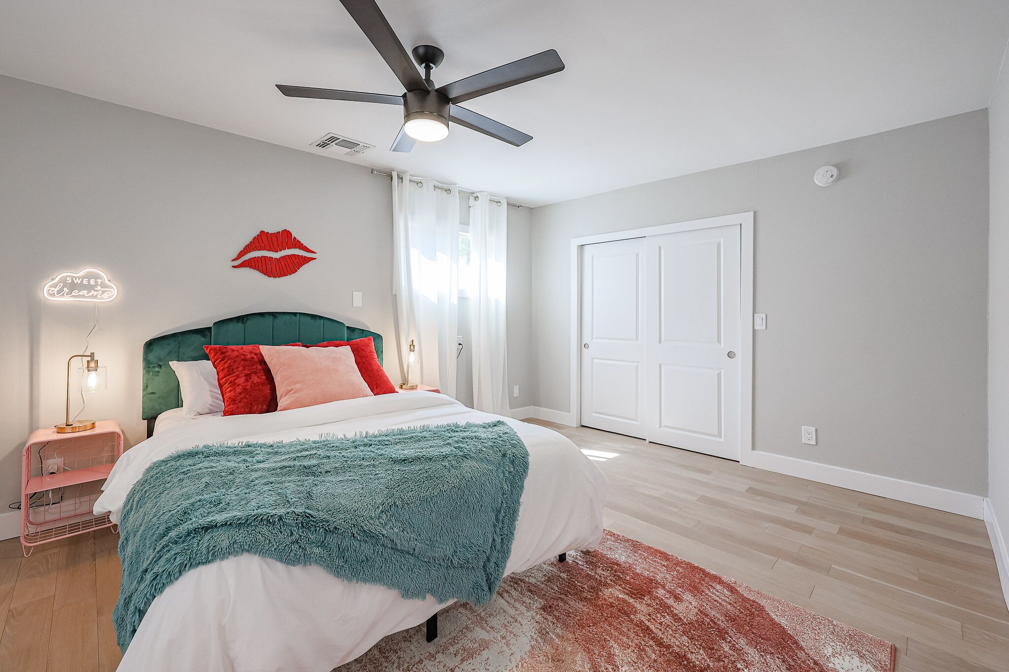 Relaxing Oasis: Spacious 4BR House w/ Private Pool