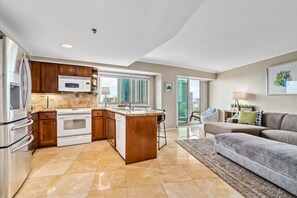 Interior - Modern King Bedroom apartment—Style, Comfort, Location! LUANA WAIKIKI 1106 (Honolulu)