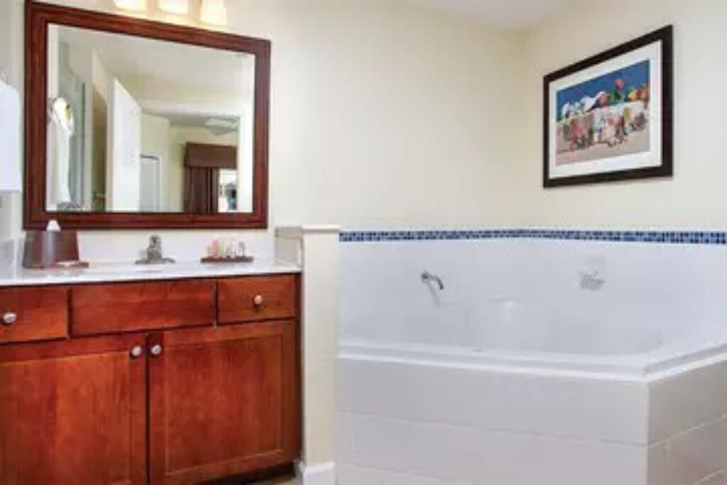 2 Bedroom Deluxe, Oceanfront, at Wyndham Oceanside Pier!!!