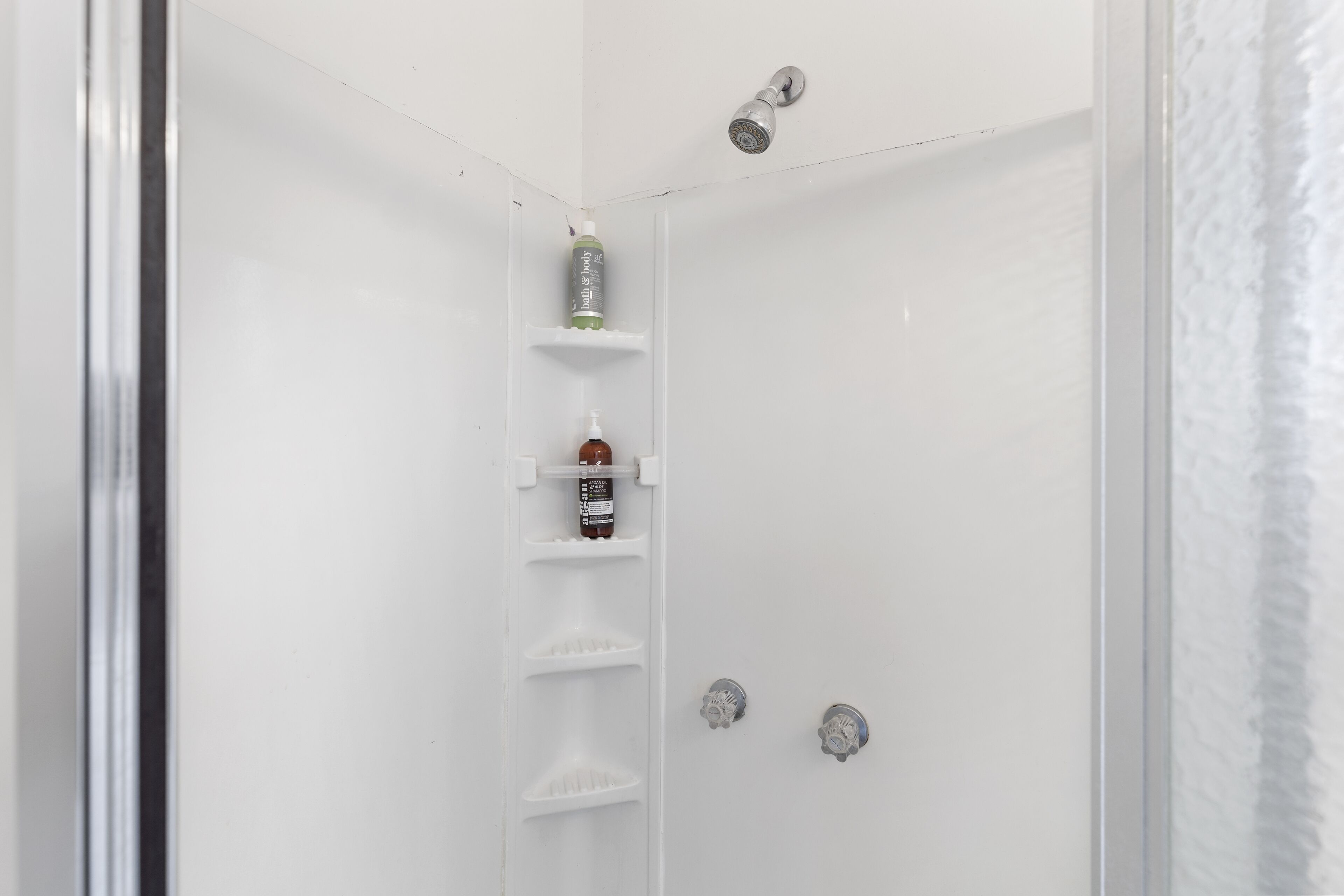 Gem Guesthouse in Bev Hills