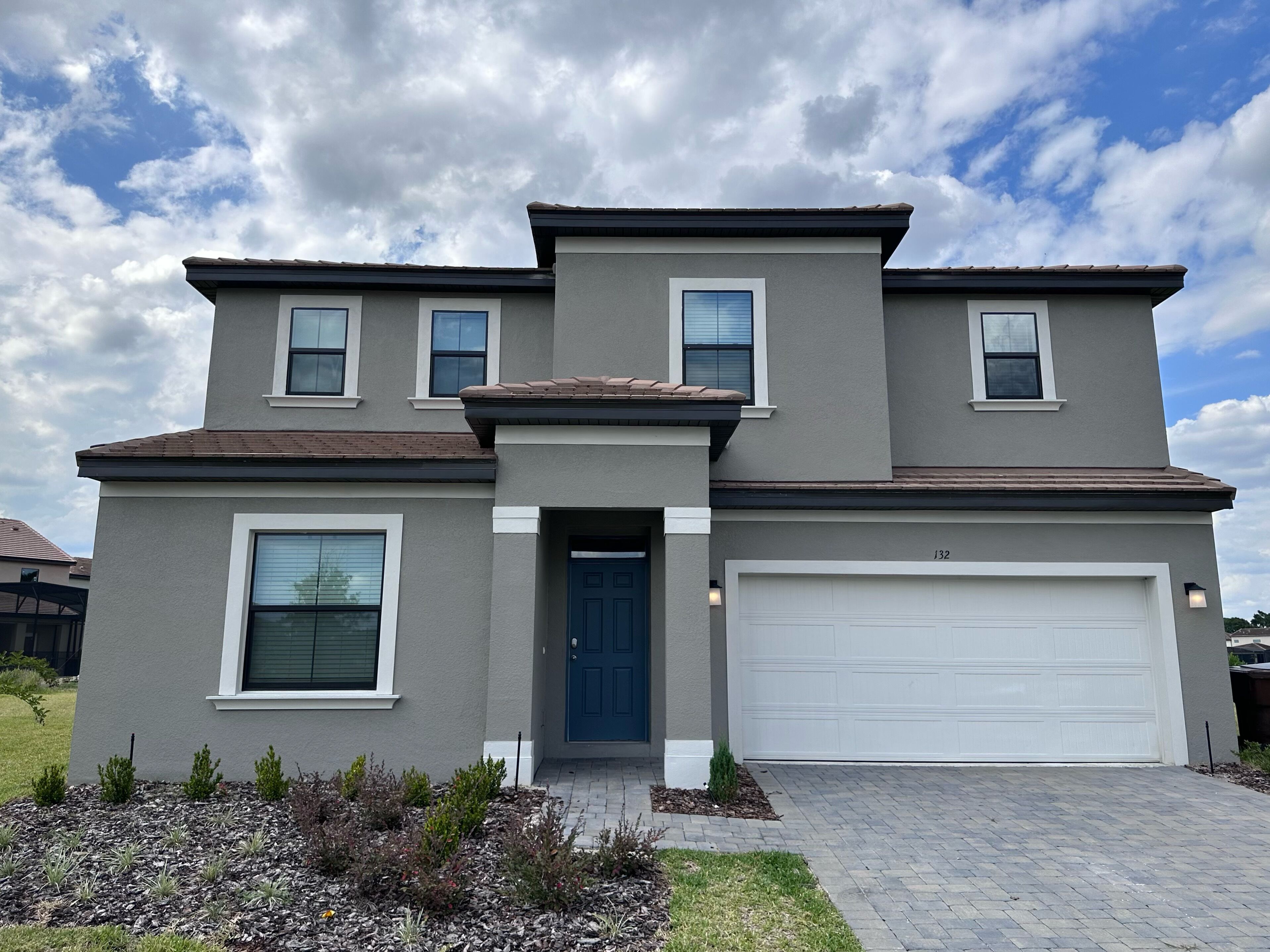 132MCV: Luxury 6 bed pool home in Balmoral Resort close to Legoland