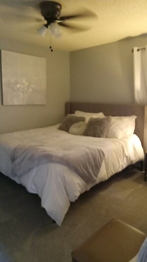 2 bedrooms, in-room safe, iron/ironing board, free WiFi