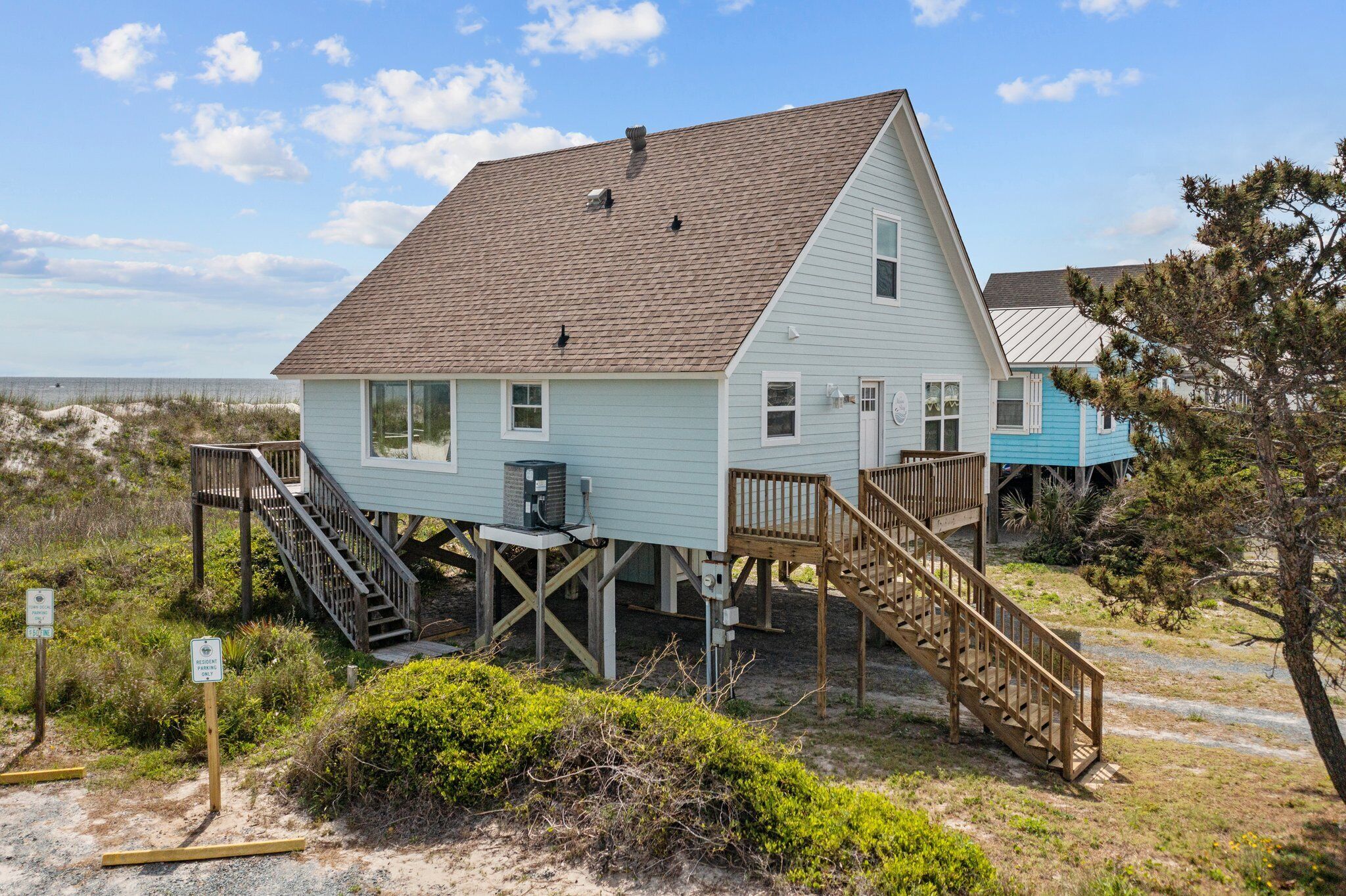 Updated Oceanfront Cottage at OKI Pier w/ Two Balconies