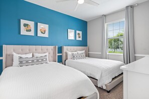 8 bedrooms, iron/ironing board, WiFi, bed sheets