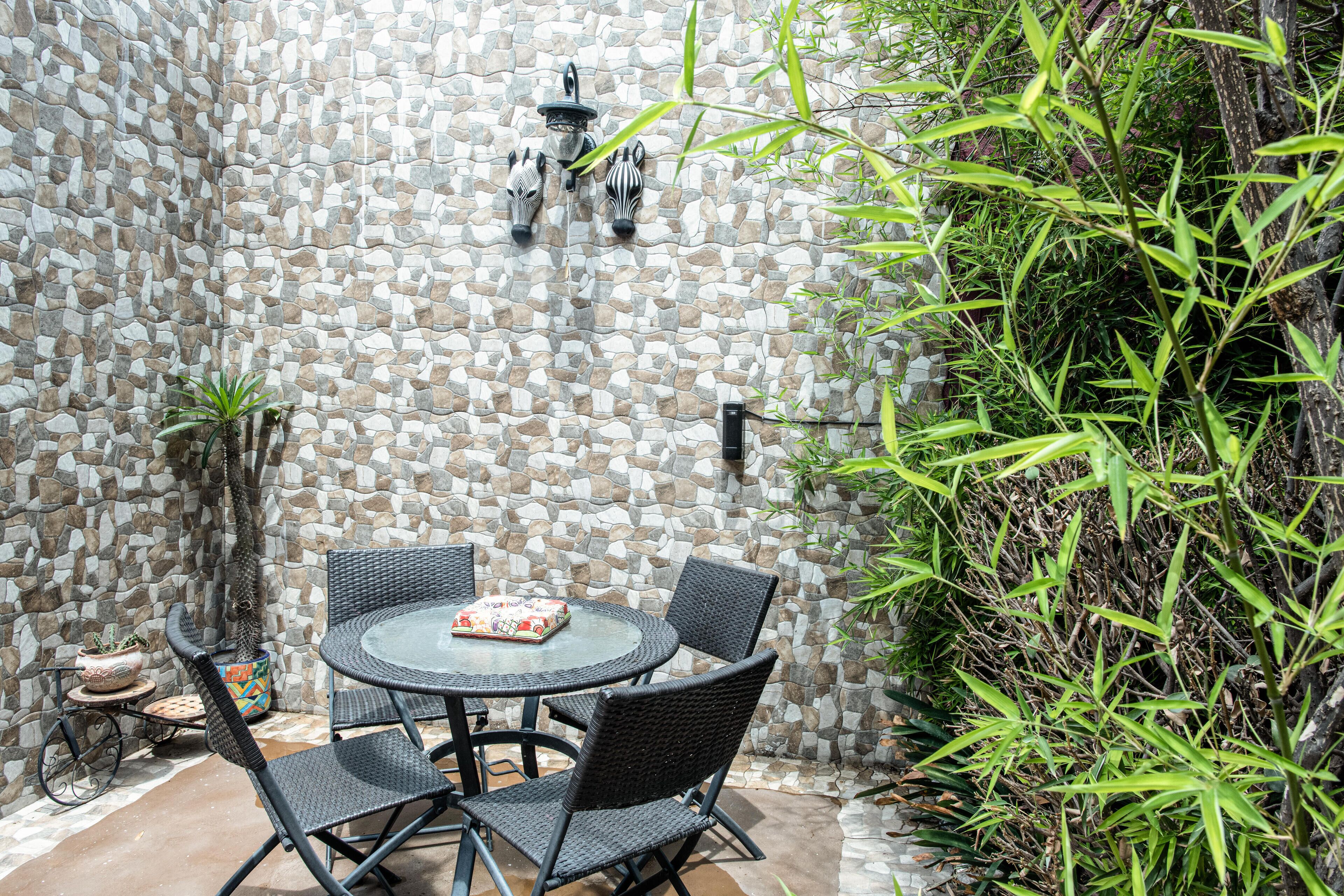 Centro 4Bed Home on Stirling Dickinson