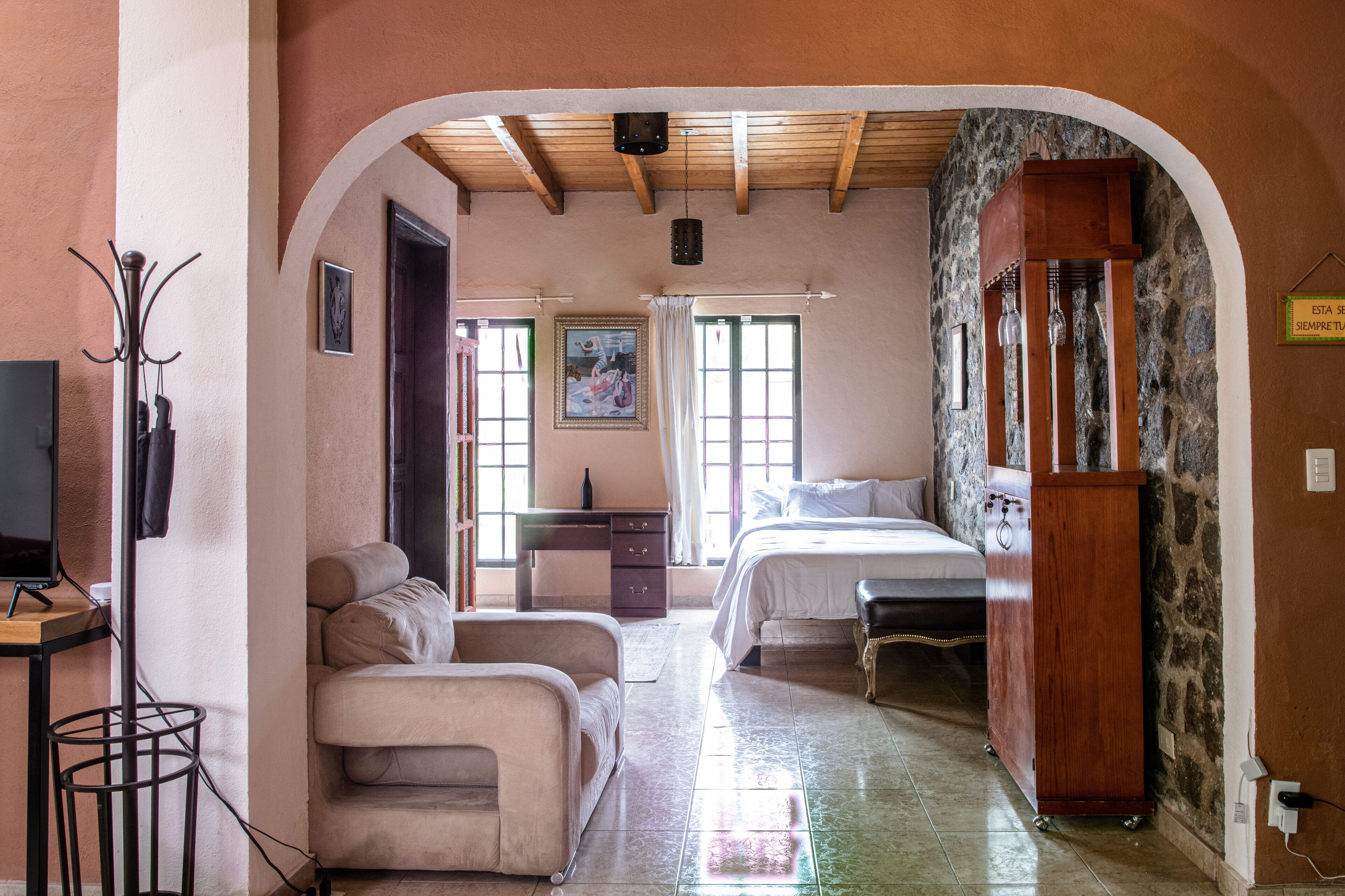 Centro 4Bed Home on Stirling Dickinson