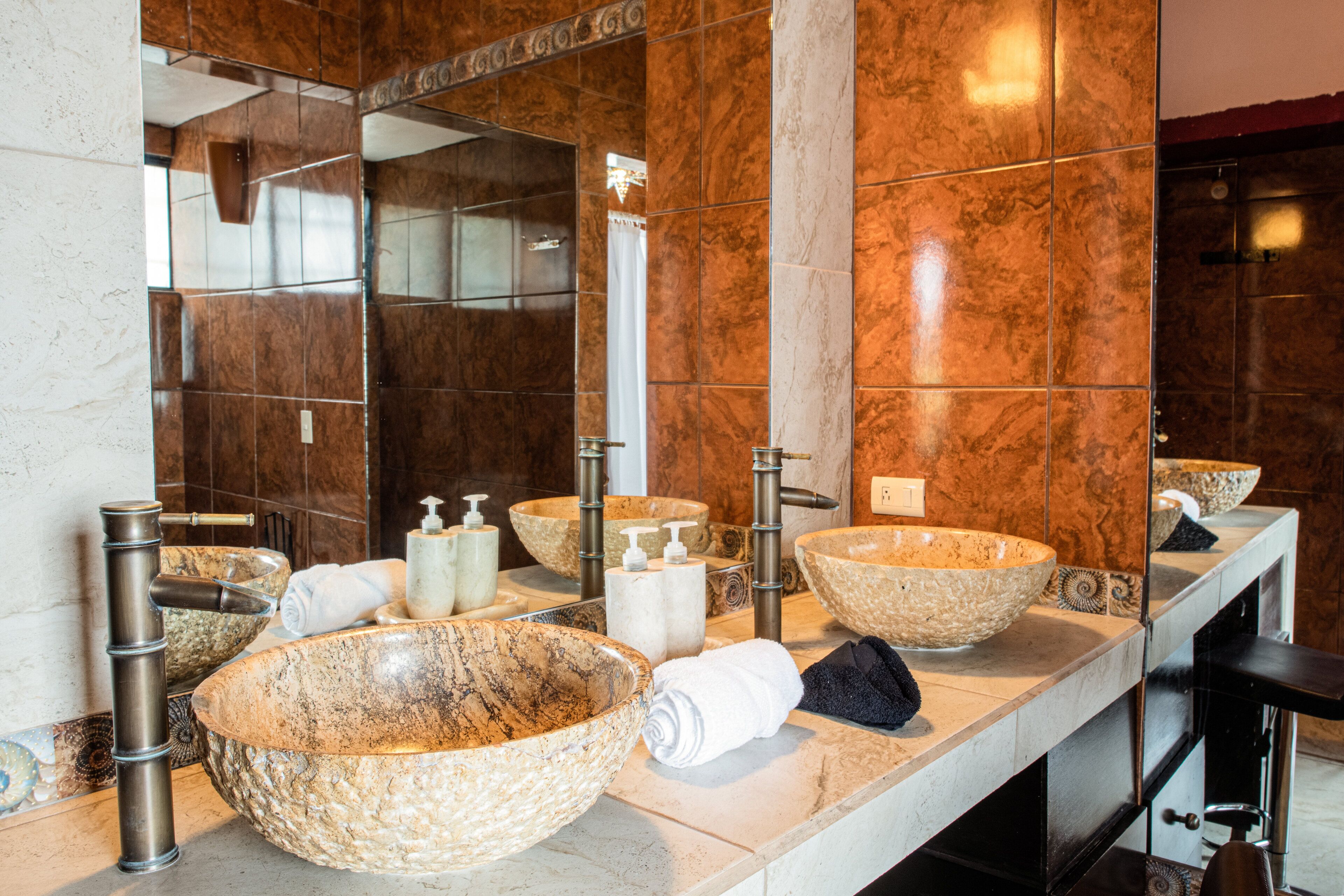 Centro 4Bed Home on Stirling Dickinson