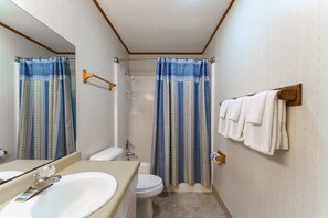 Handtücher, Seife, Toilettenpapier