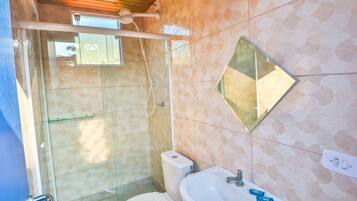 Dusj, håndklær og såpe