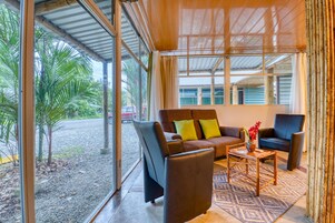 Economy Studio | Living area | 32-inch Smart TV with digital channels, TV, pay movies