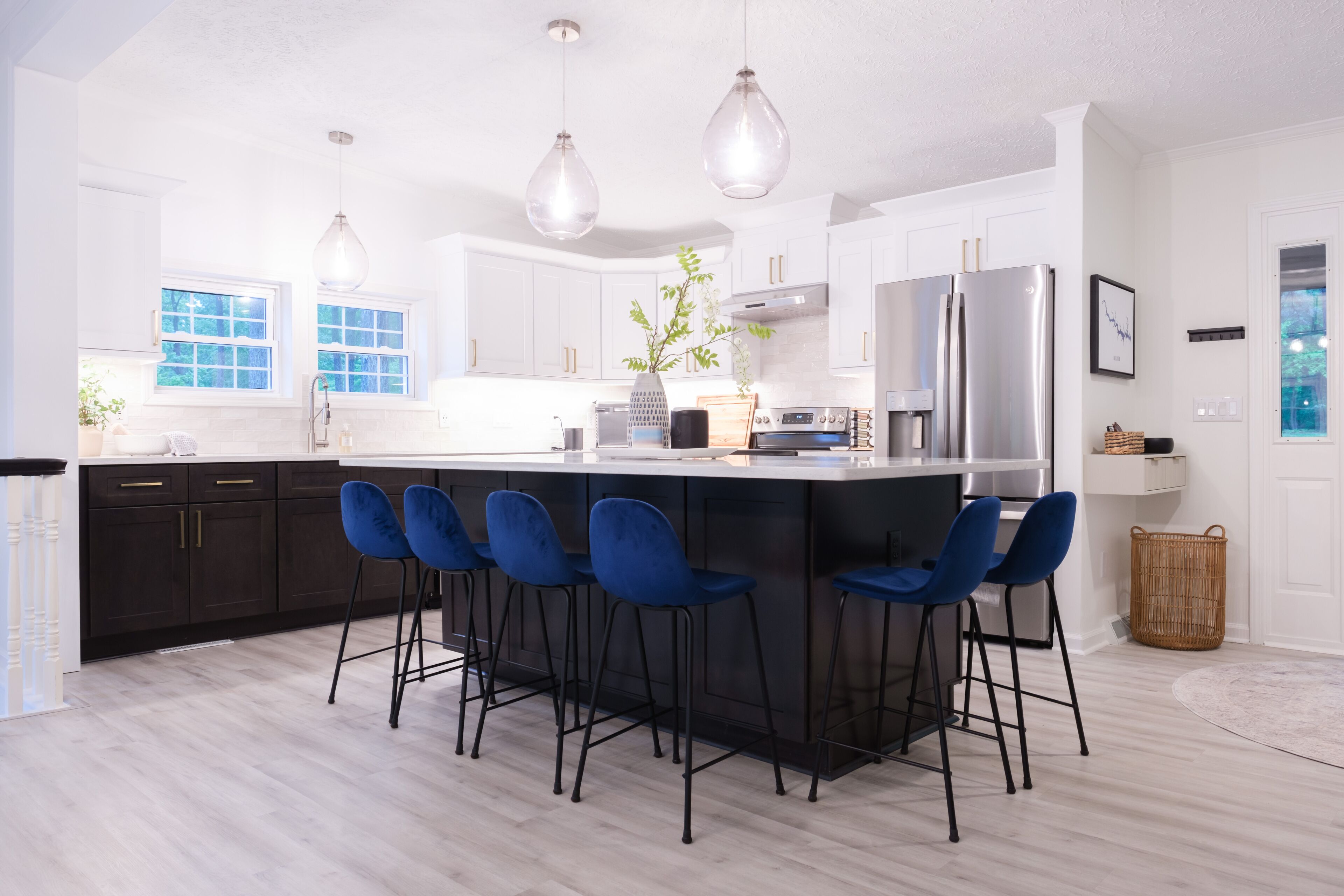 Family Friendly home in quiet cove