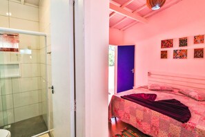 1 habitación, wifi y ropa de cama