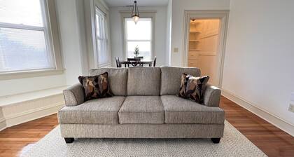 New! Parkers Place Suite 4