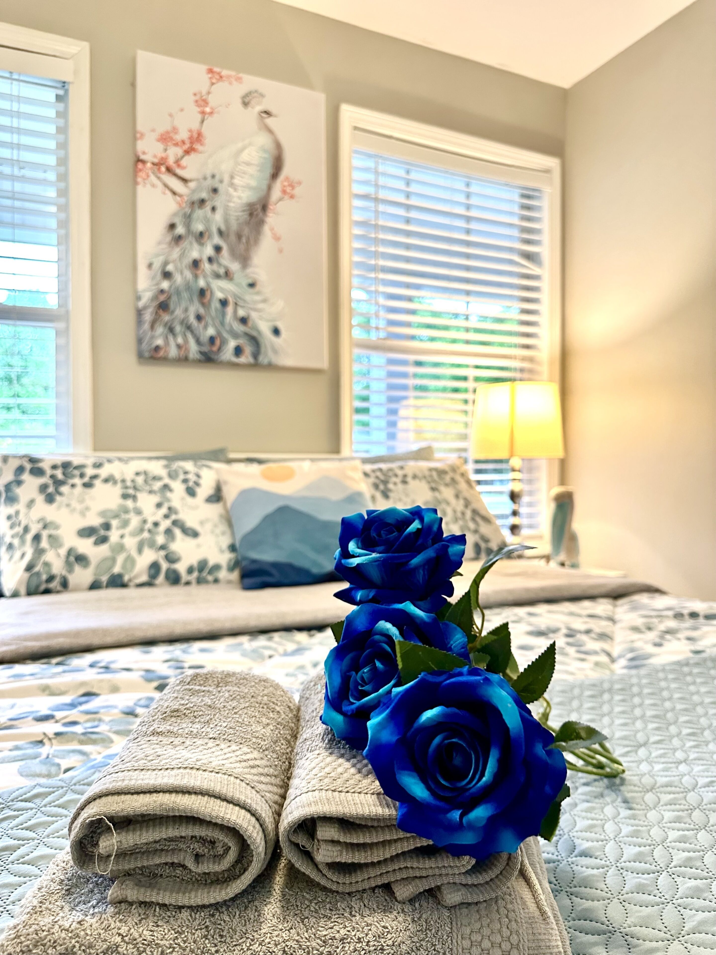 Pretty  Bedroom near  Sugar Hill