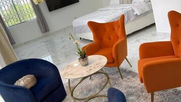 7 chambres, coffres-forts dans les chambres, fer et planche Ă repasser